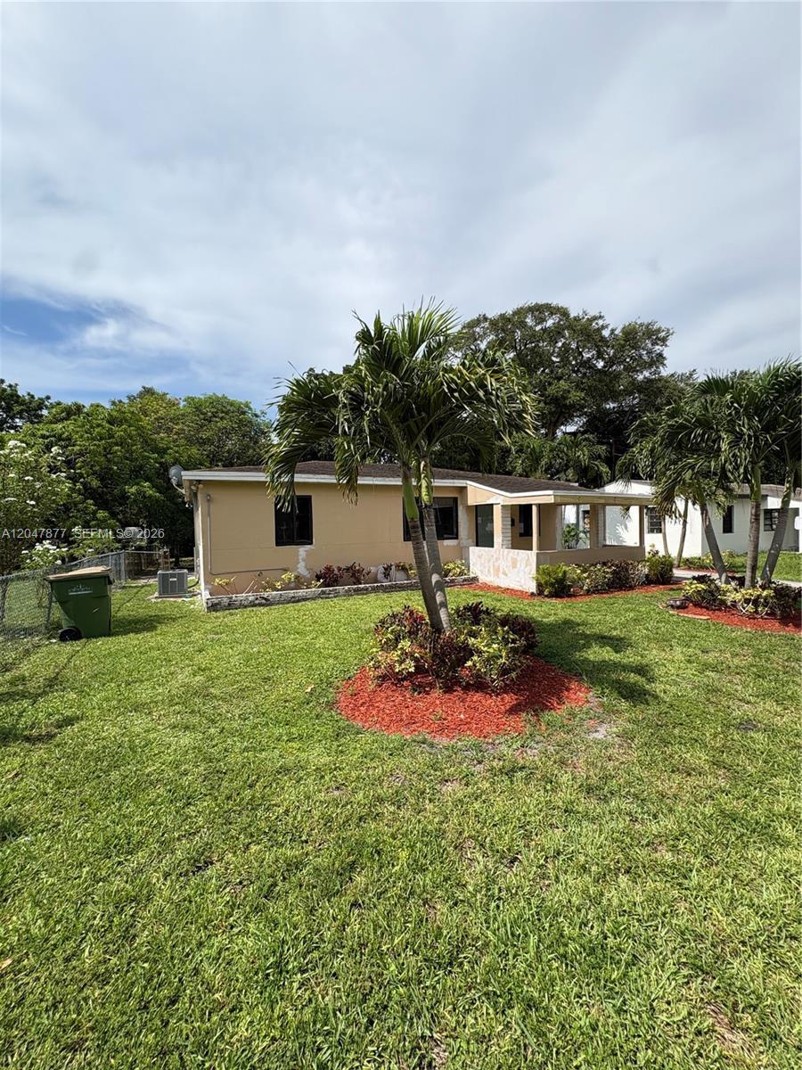650 NE 137th St # 0, North Miami FL 33161 photo 2