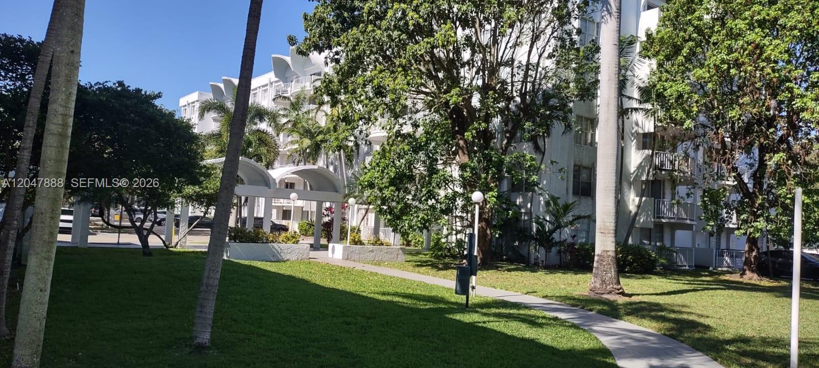 496 NW 165th Street Rd # 608, Miami FL 33169 photo 3