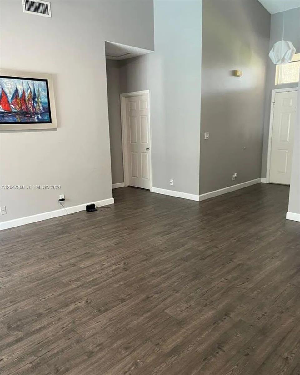 10644 Edinburgh St, Cooper City FL 33026 photo 4