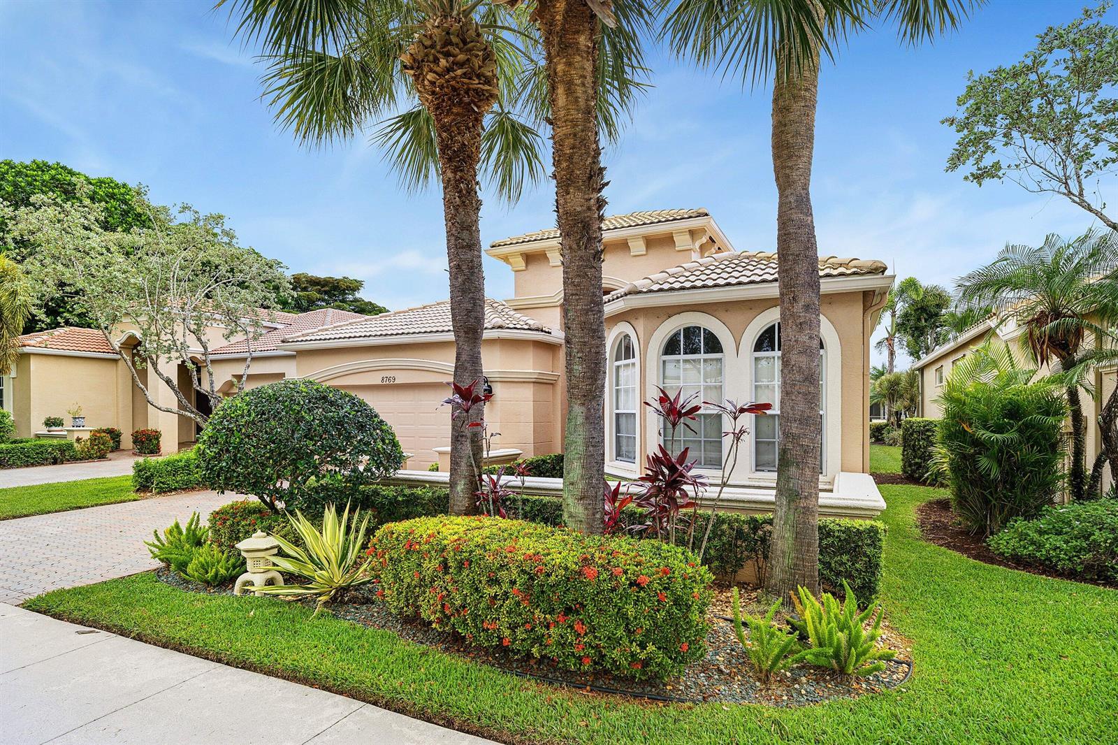 8769 Via Grande E, Wellington FL 33411 photo 3