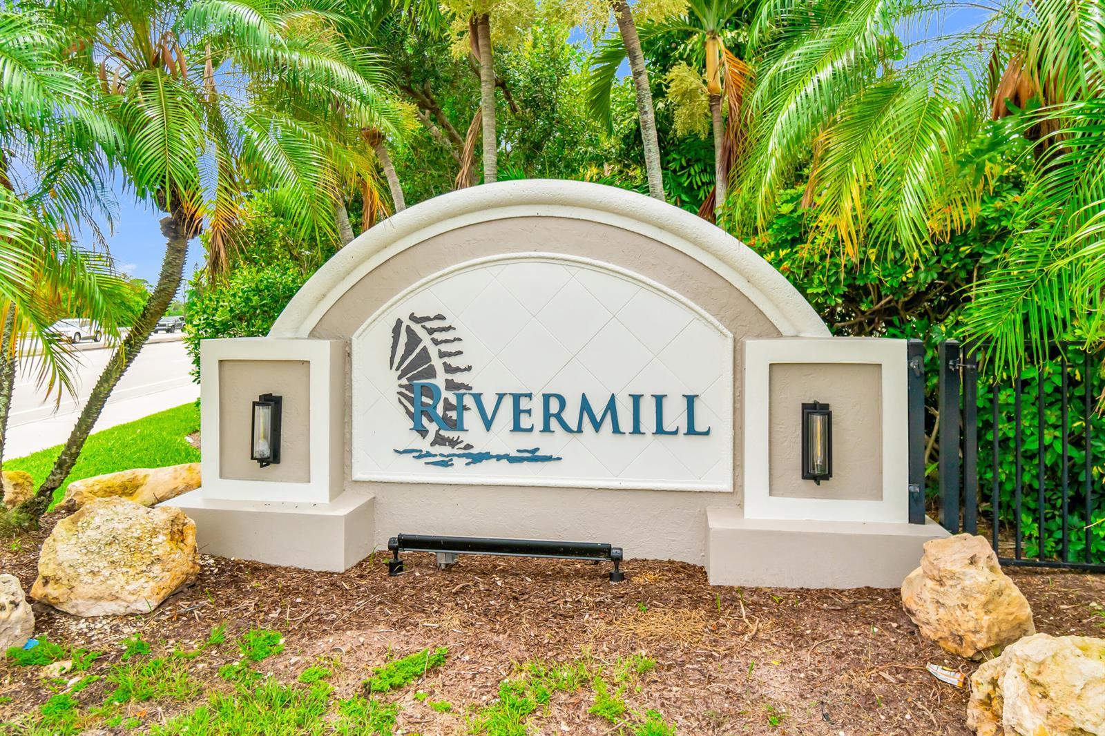 6724 Country Winds Cove, Lake Worth FL 33463