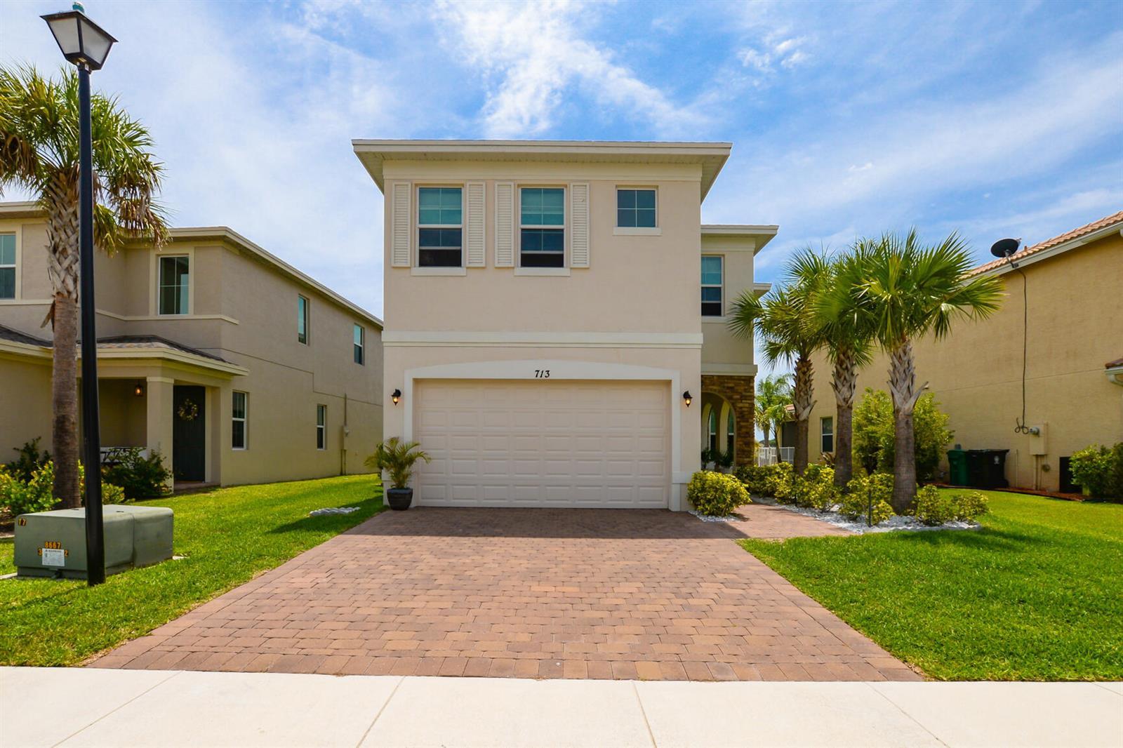 713 NW Leonardo Circle # 713, Port St. Lucie FL 34986