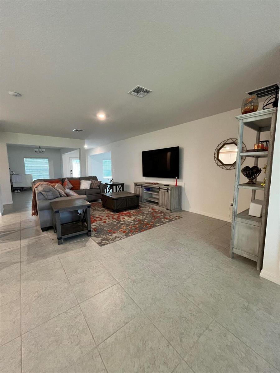 1425 SW Vicuna Lane, Port St. Lucie FL 34953 photo 3