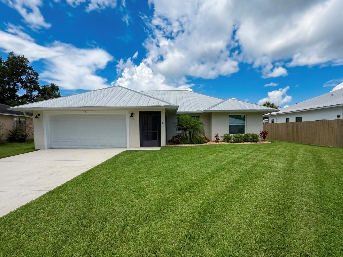 1133 37th Avenue SW, Vero Beach FL 32968 photo 2