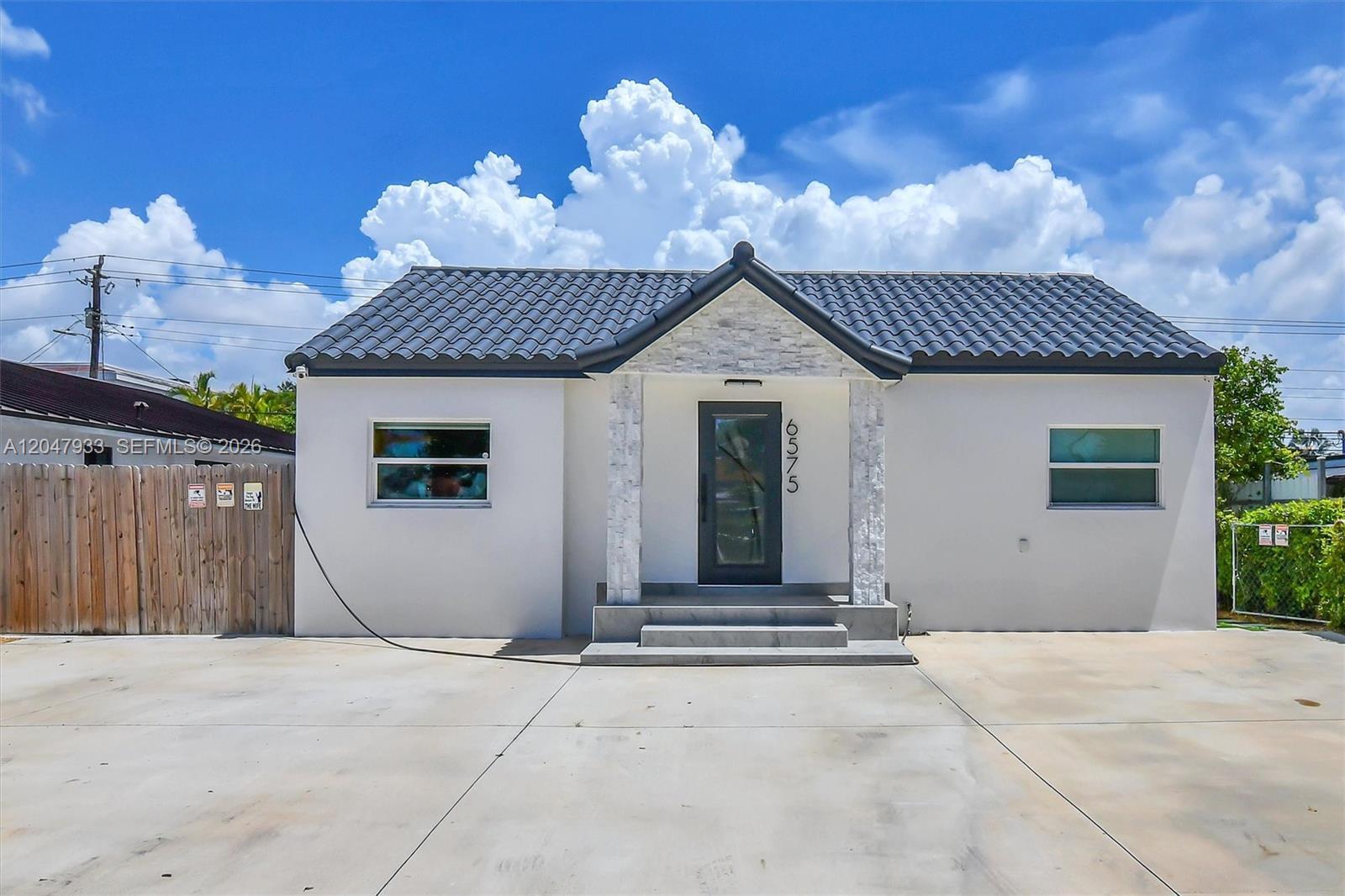 6575 SW 39th Ter, Miami FL 33155 photo 3