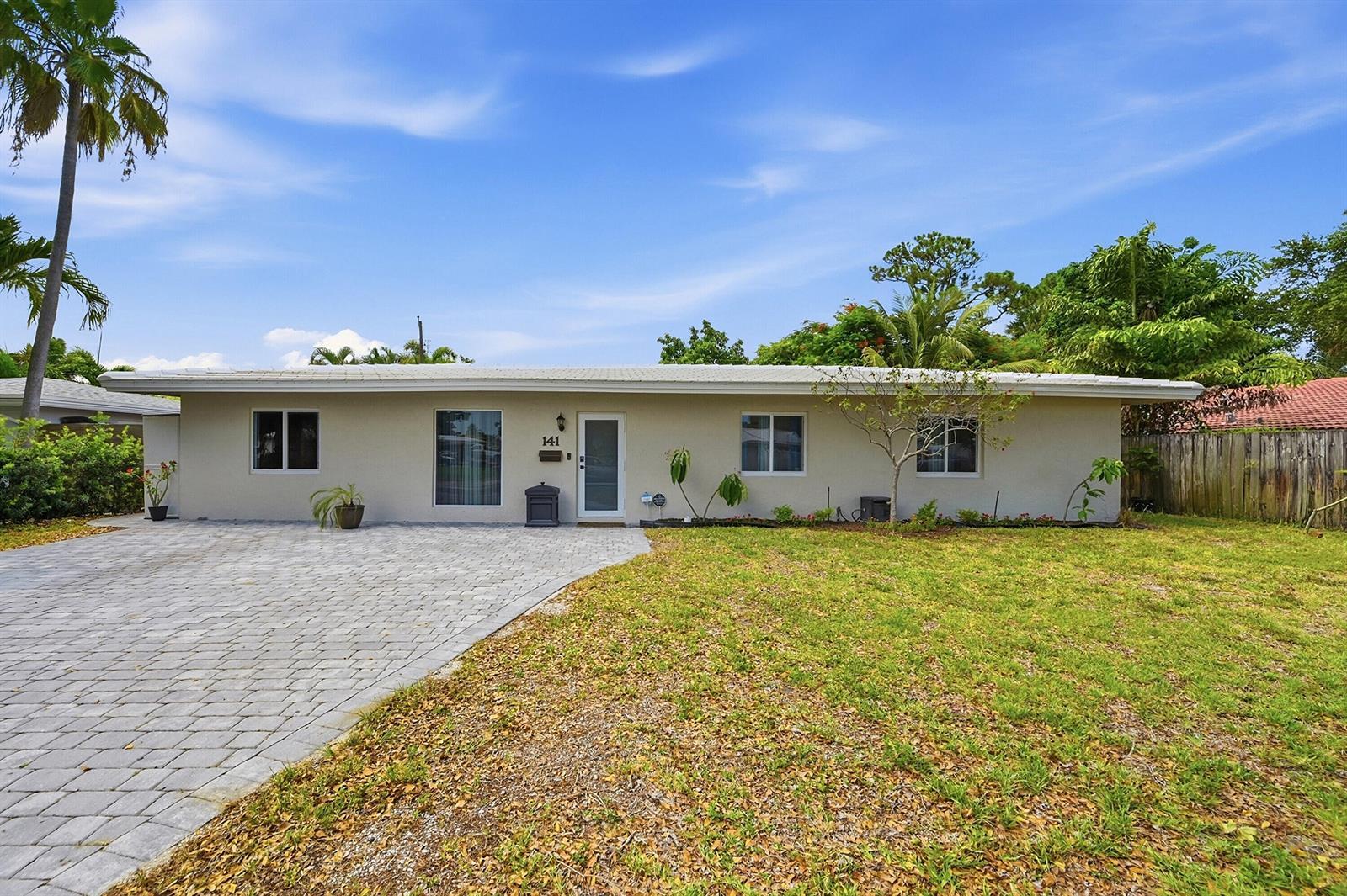 141 SE 8th Street, Pompano Beach FL 33060