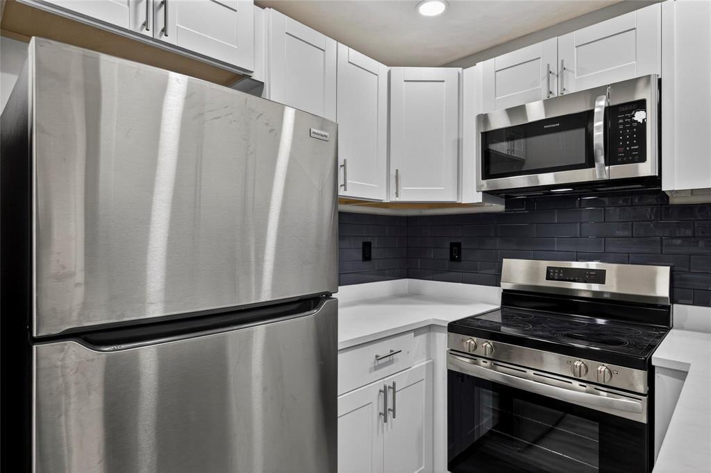 1541 NW 7th Terrace, Fort Lauderdale FL 33311 photo 5