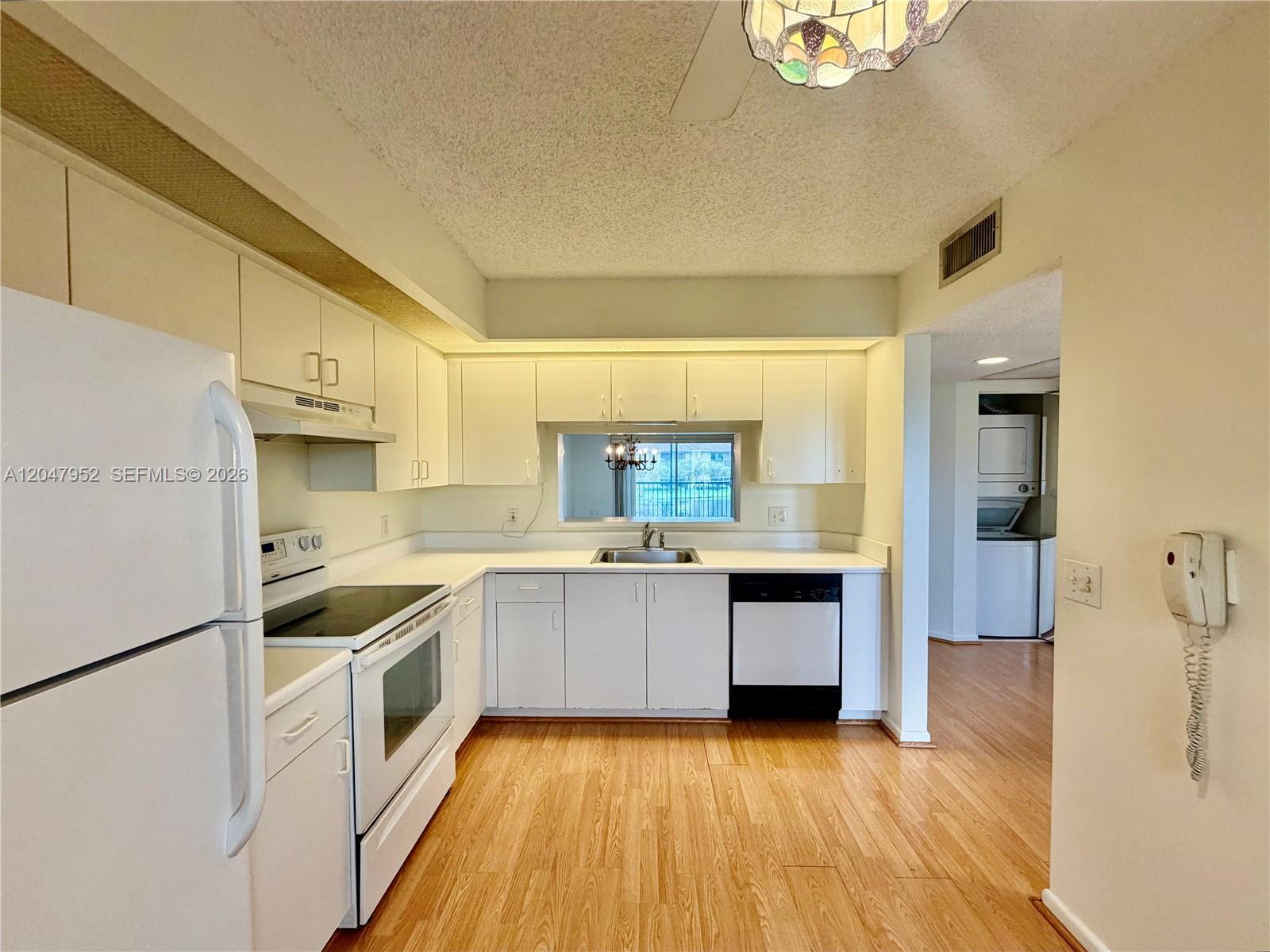 1351 SW 141st Ave # 308G, Pembroke Pines FL 33027 photo 4