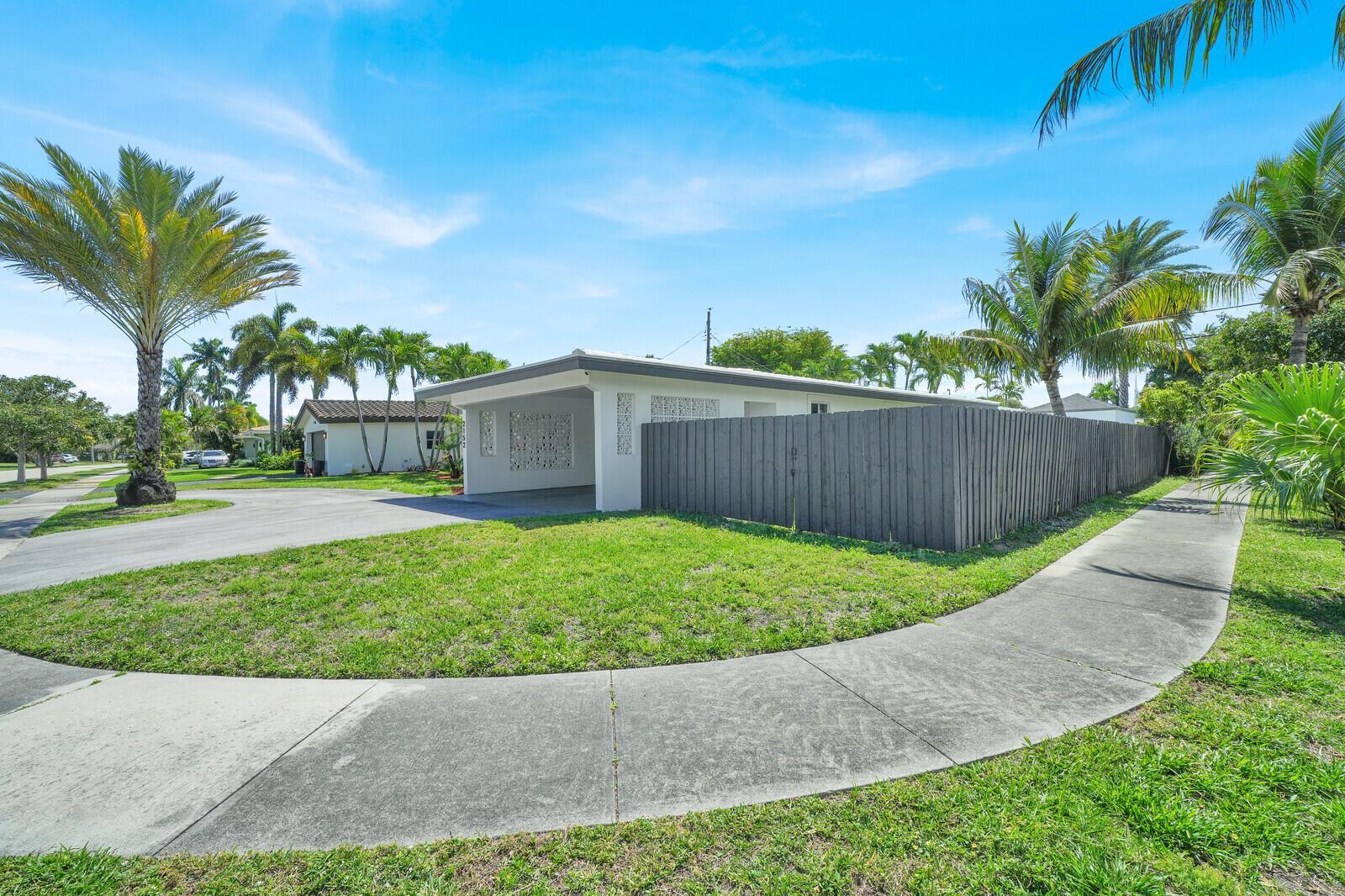 2152 NE 61st Court, Fort Lauderdale FL 33308 photo 2