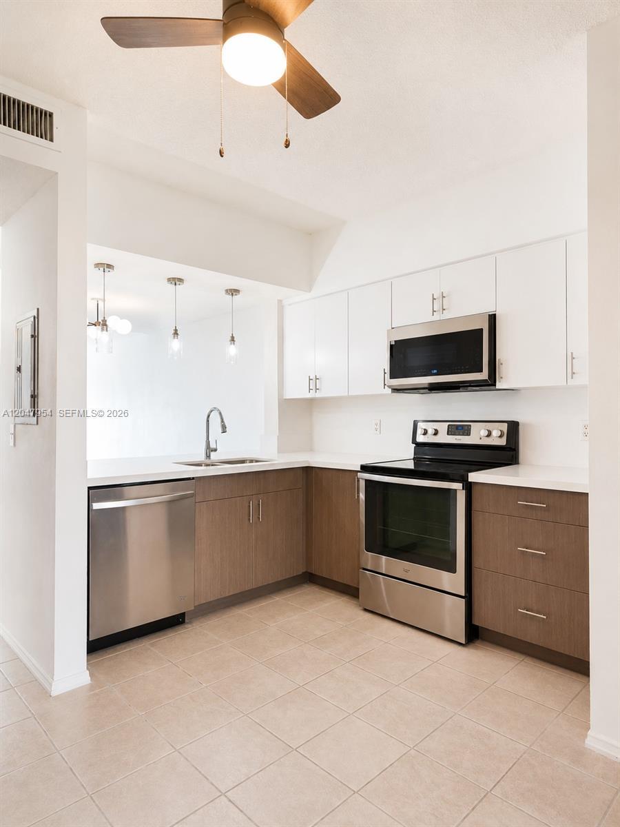 3 Whitehead Cir # 3, Weston FL 33326 photo 3