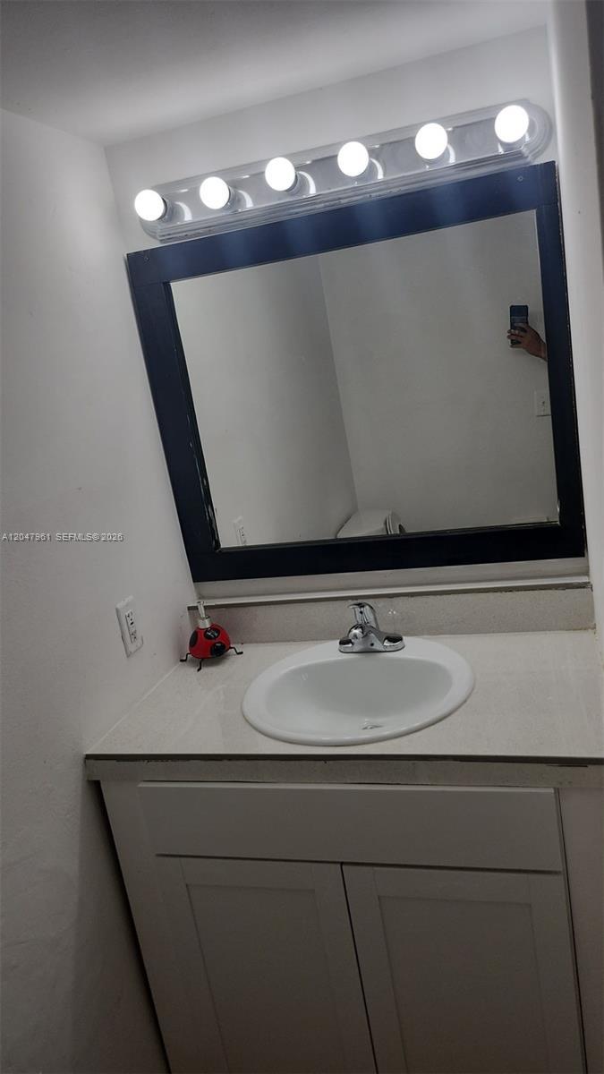 15115 NE 6th Ave # 32, Miami FL 33162 photo 5