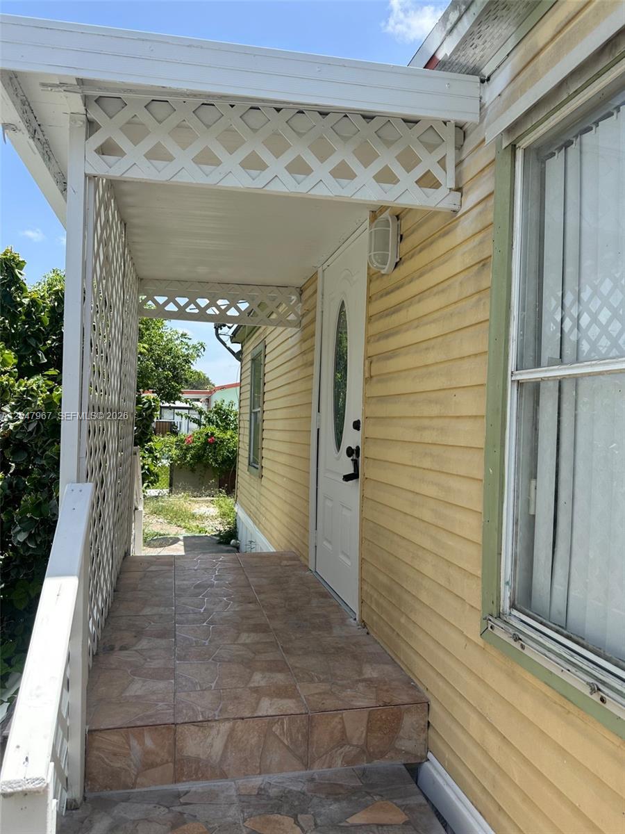 19800 SW 180th Ave Lot 583, Miami FL 33187 photo 2