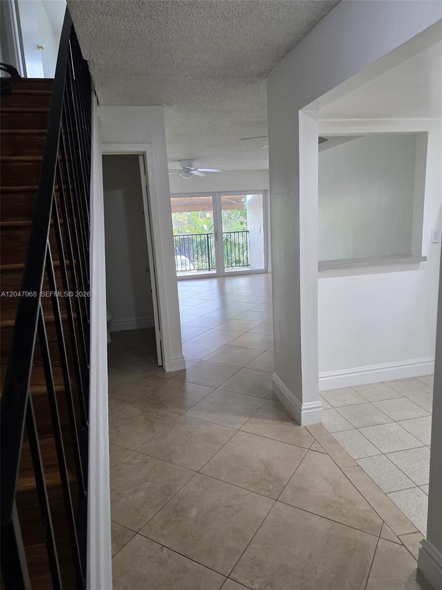 40 NW 87th Ave # D201, Miami FL 33172 photo 2