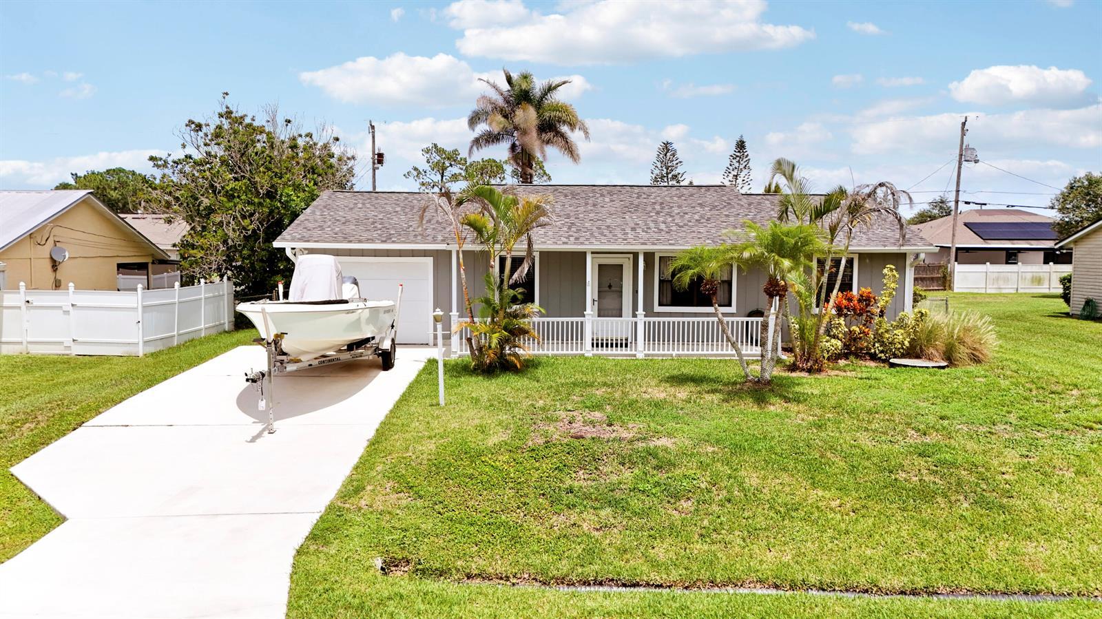 2889 SW Vittorio Street, Port St. Lucie FL 34953