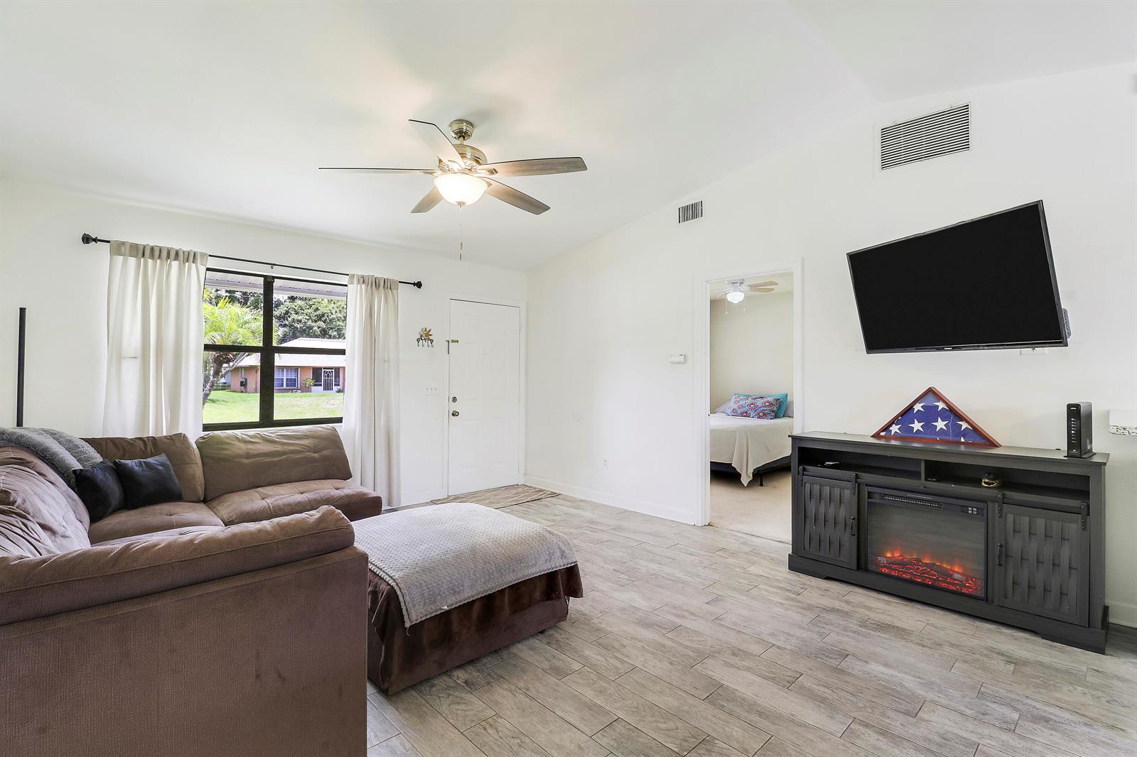 2889 SW Vittorio Street, Port St. Lucie FL 34953 photo 5
