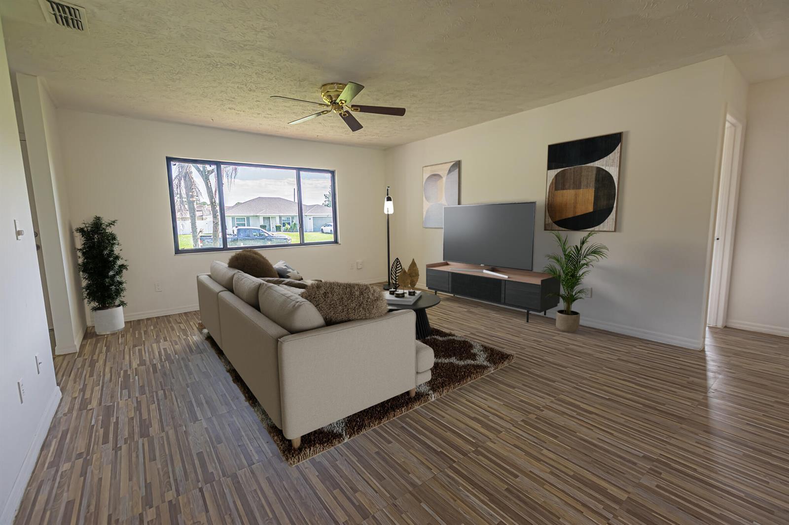 922 SE Thornhill Drive, Port St. Lucie FL 34983 photo 4