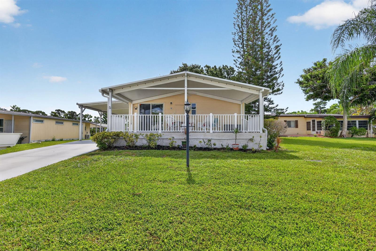 5 Montilla Way, Port St. Lucie FL 34952