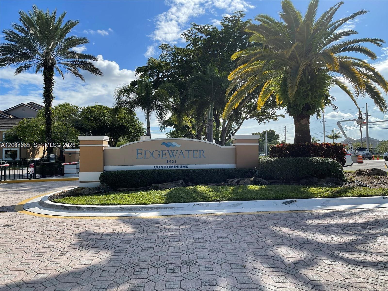 9033 Wiles Rd # 206, Coral Springs FL 33067