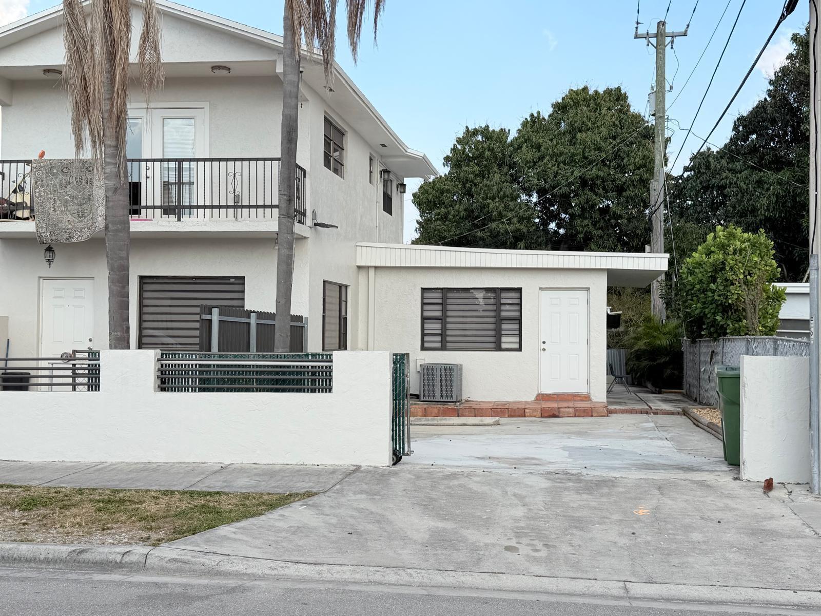1390 W 37th Street # 101, Hialeah FL 33012 photo 2
