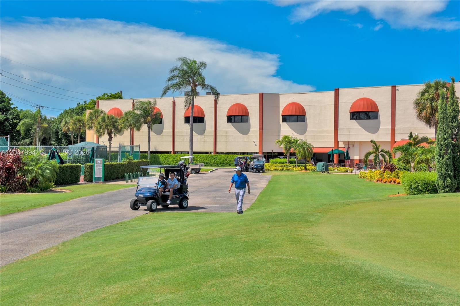 Pembroke Pines, FL 33025 photo 4