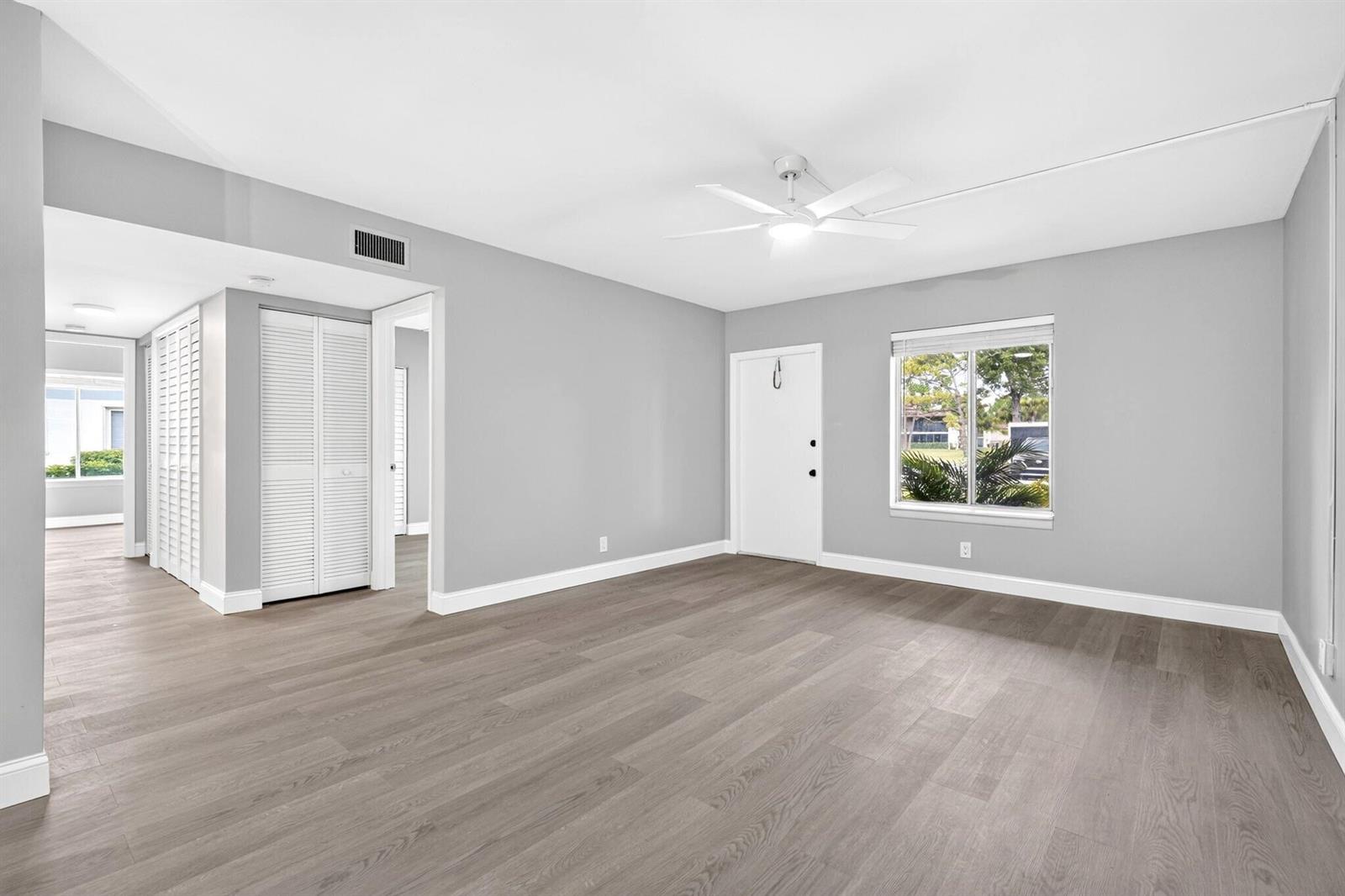 6495 Chasewood Drive # B, Jupiter FL 33458 photo 3