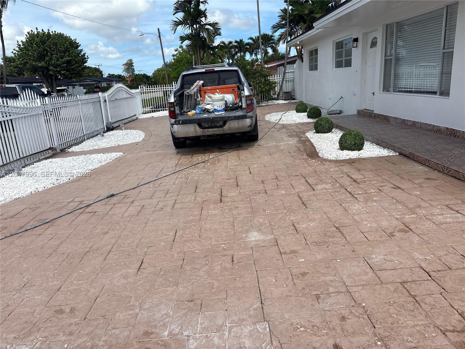 900 W 50th Pl, Hialeah FL 33012 photo 5