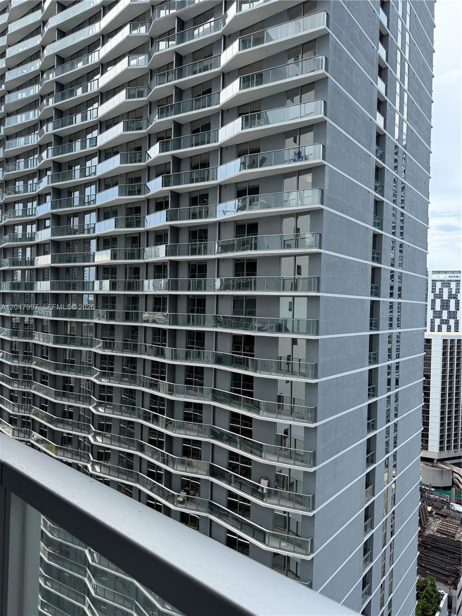 500 Brickell Ave # 2907, Miami FL 33131 photo 5