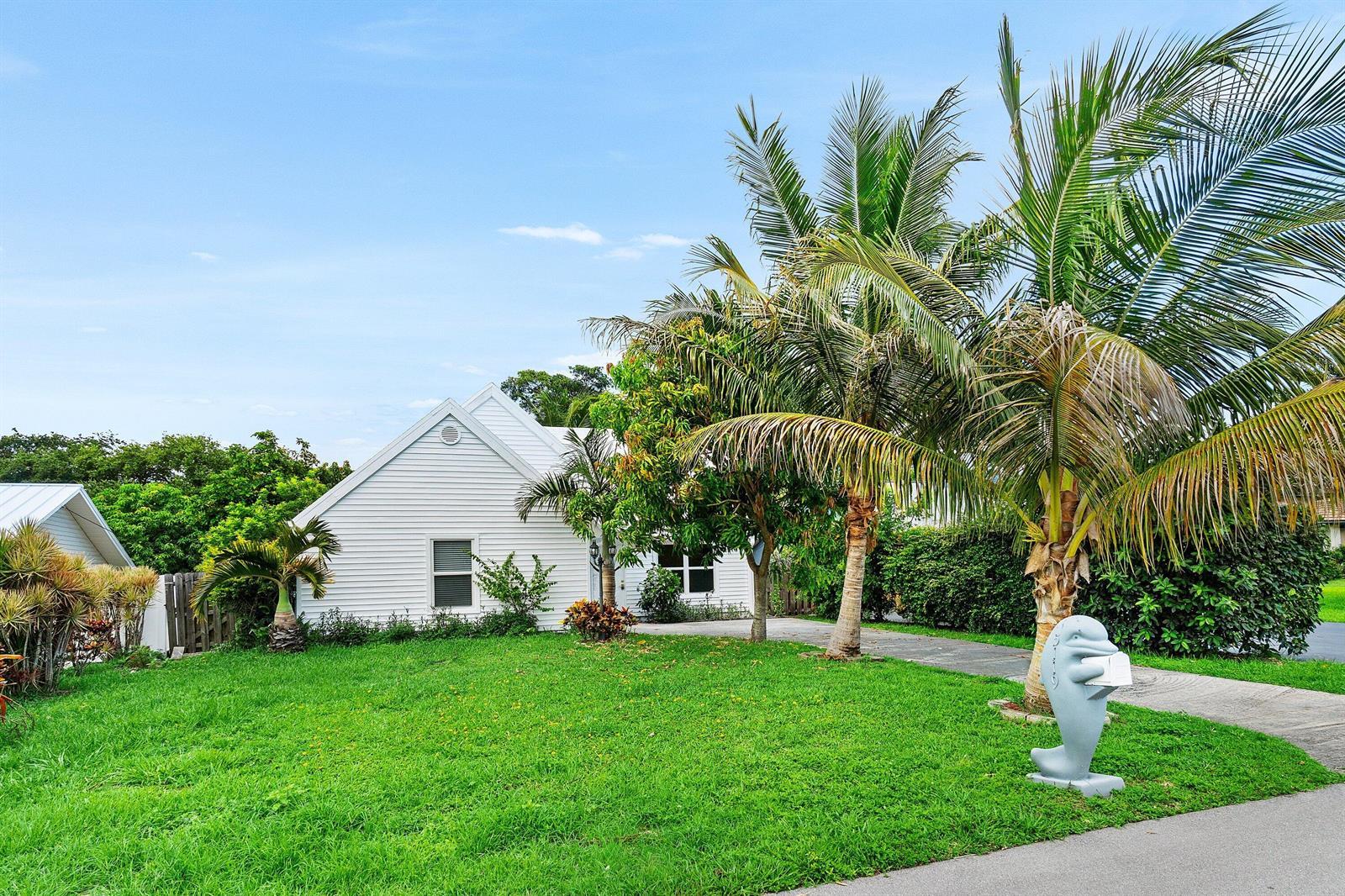 5119 Oak Hill Road, Delray Beach FL 33484 photo 2
