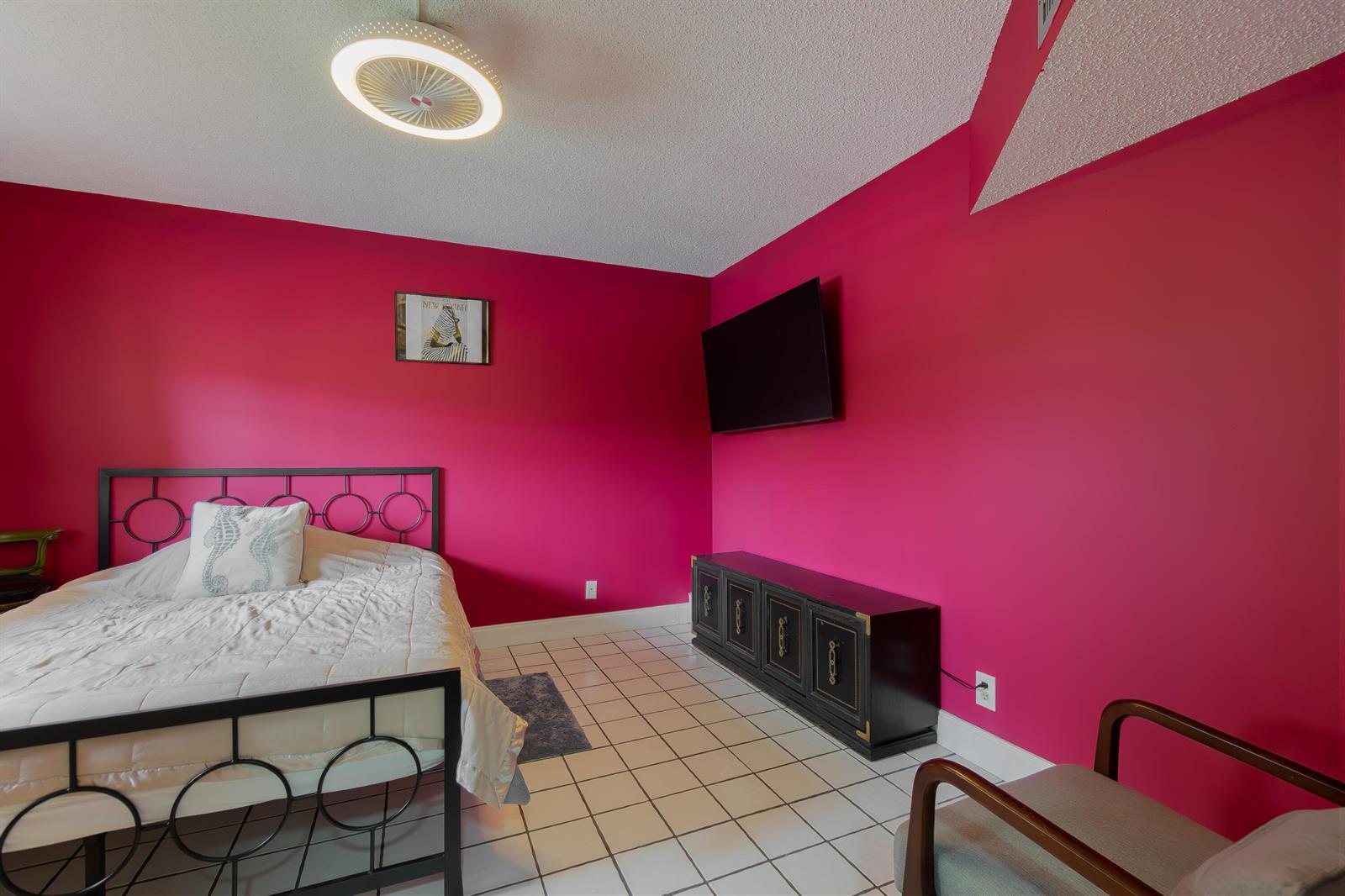 3661 Via Poinciana # 211, Lake Worth FL 33467 photo 4