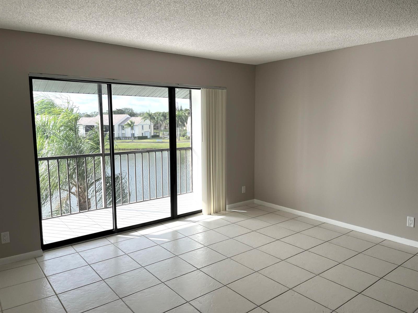 1108 Green Pine Boulevard # F3, West Palm Beach FL 33409 photo 3