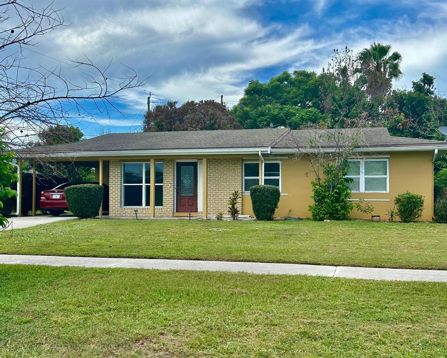 179 SE Soneto Court, Port St. Lucie FL 34983