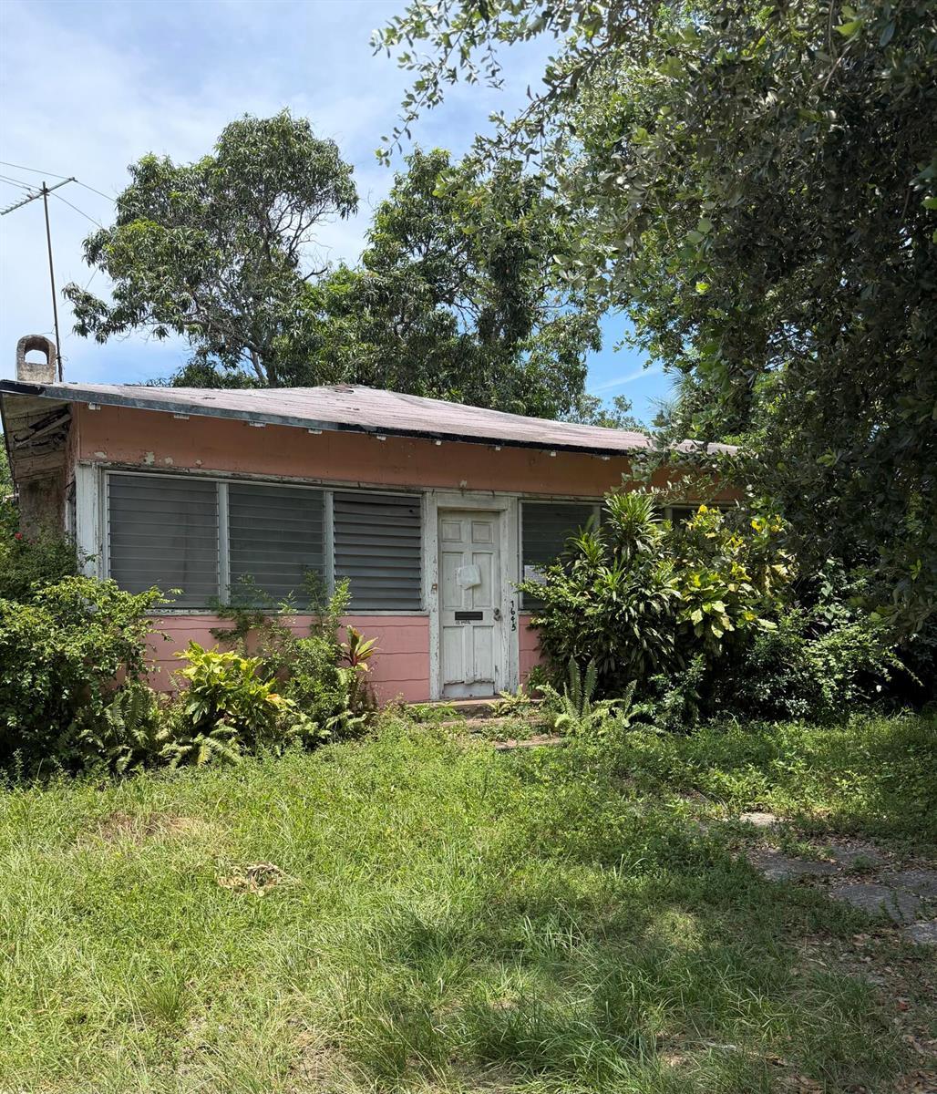 7645 NE 1st Avenue, Miami FL 33138