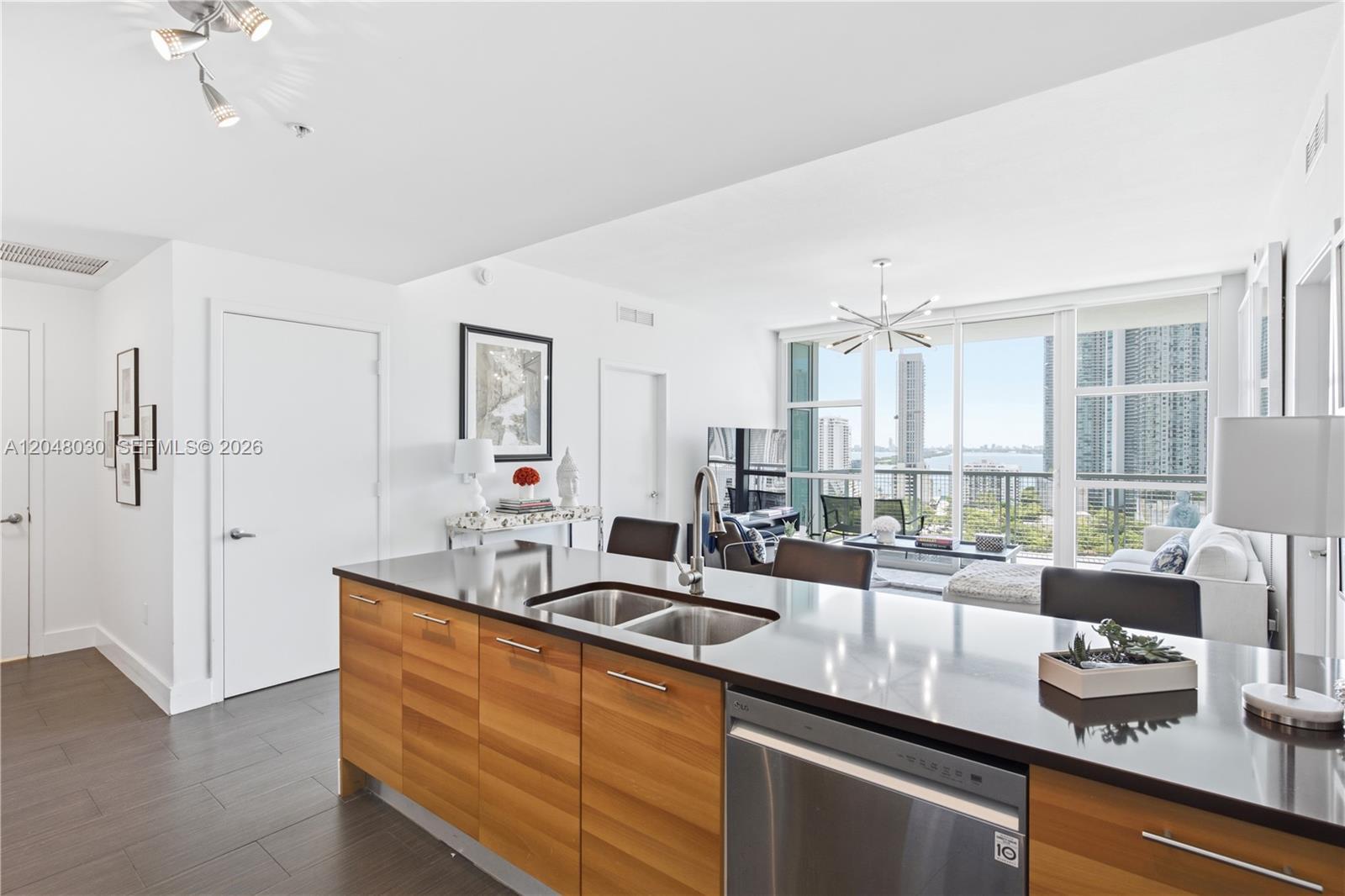3301 NE 1st Ave # H1704, Miami FL 33137