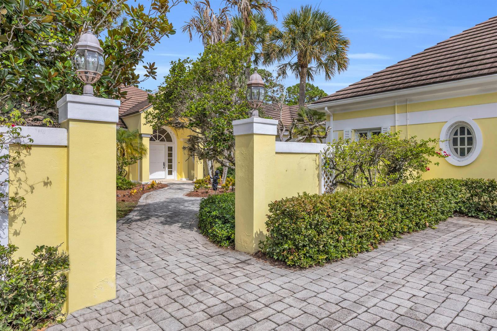 7107 SE Golfhouse Drive, Hobe Sound FL 33455 photo 3