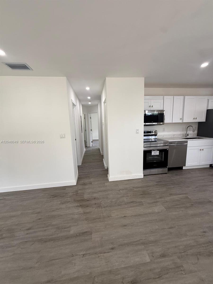 2530 NW 14th Ct, Fort Lauderdale FL 33311 photo 5