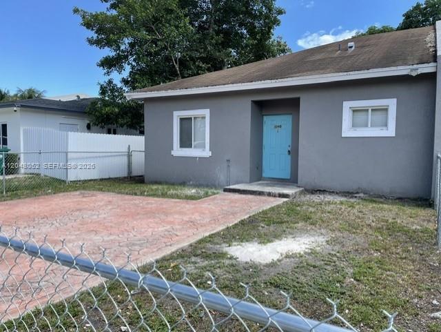 1240 NW 102nd St # 1240, Miami FL 33147