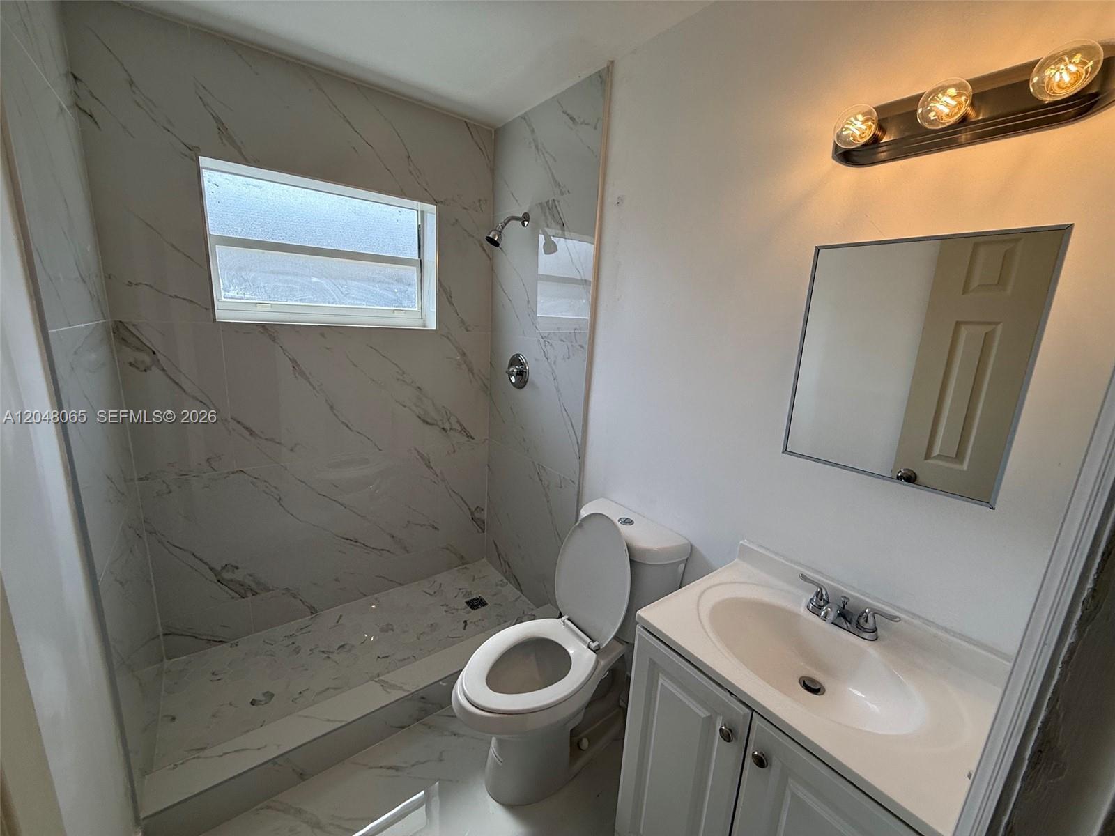 34 SW 5th St # 2, Hallandale Beach FL 33009 photo 5