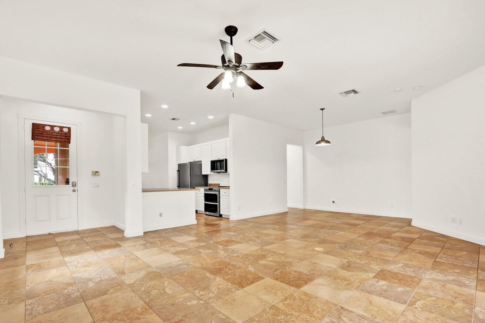 1825 Dakota Drive, Jupiter FL 33458 photo 3
