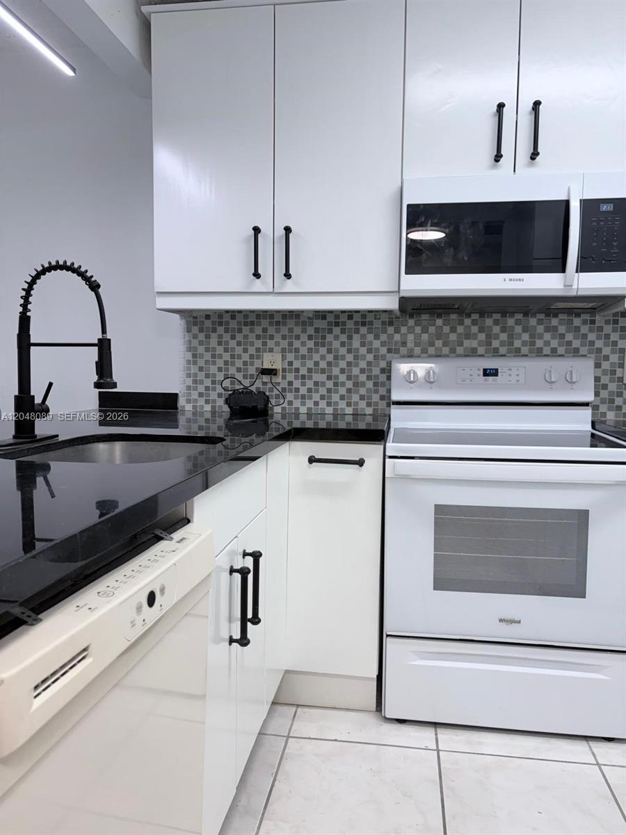 8305 Royal Palm Blvd # 103, Coral Springs FL 33065 photo 2