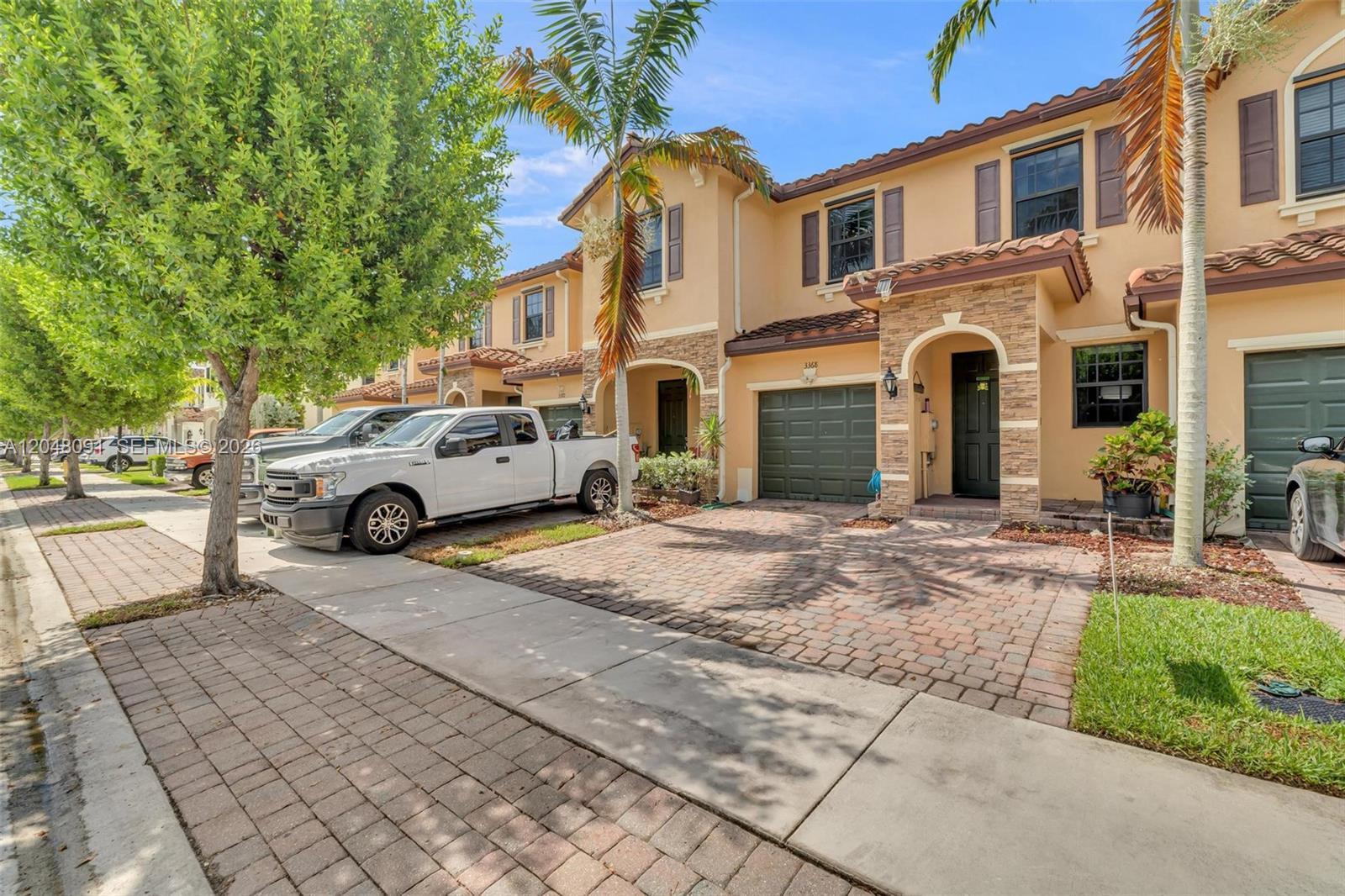 3368 SE 1st St, Homestead FL 33033 photo 2
