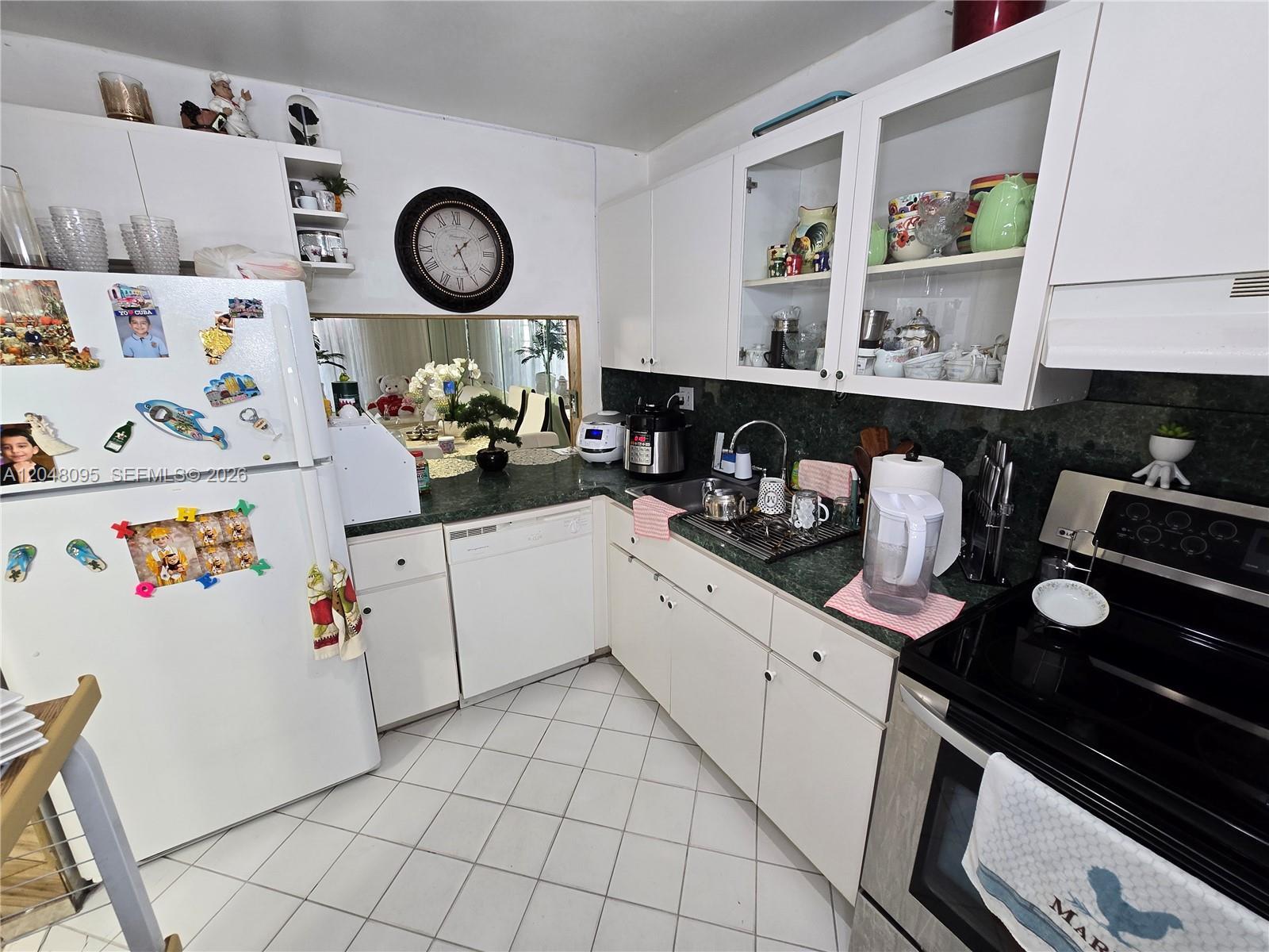 1555 W 44th Pl # 235, Hialeah FL 33012 photo 5
