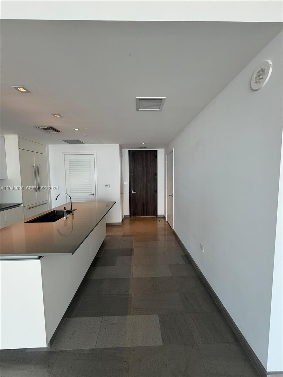 68 SE 6th St # 1908, Miami FL 33131 photo 2