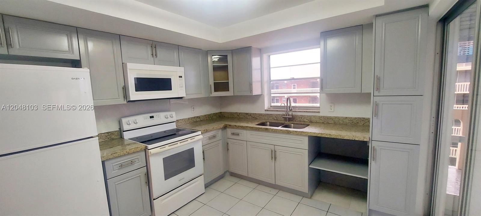 200 NE 12th Ave # 3E, Hallandale Beach FL 33009