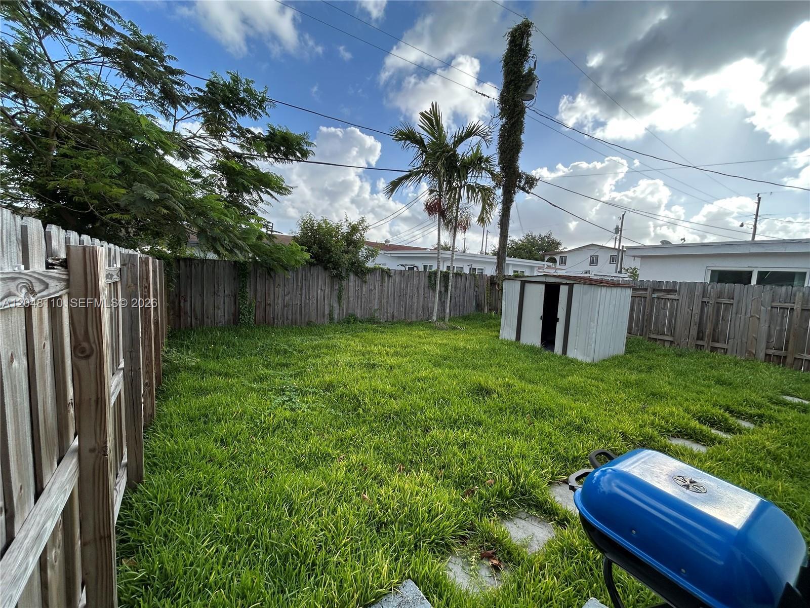 11239 SW 5th Ter, Sweetwater FL 33174 photo 2