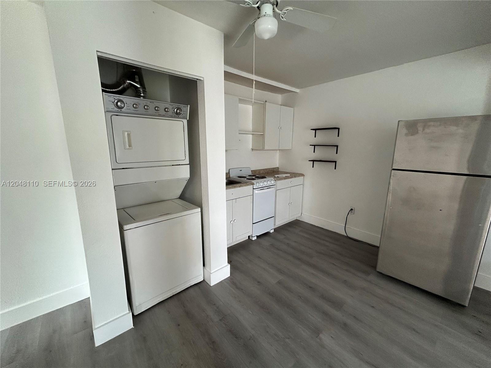 11239 SW 5th Ter, Sweetwater FL 33174 photo 4