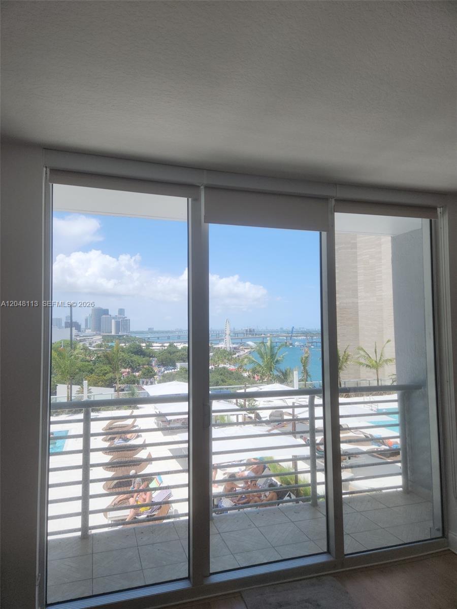 325 S Biscayne Blvd # 1420, Miami FL 33131
