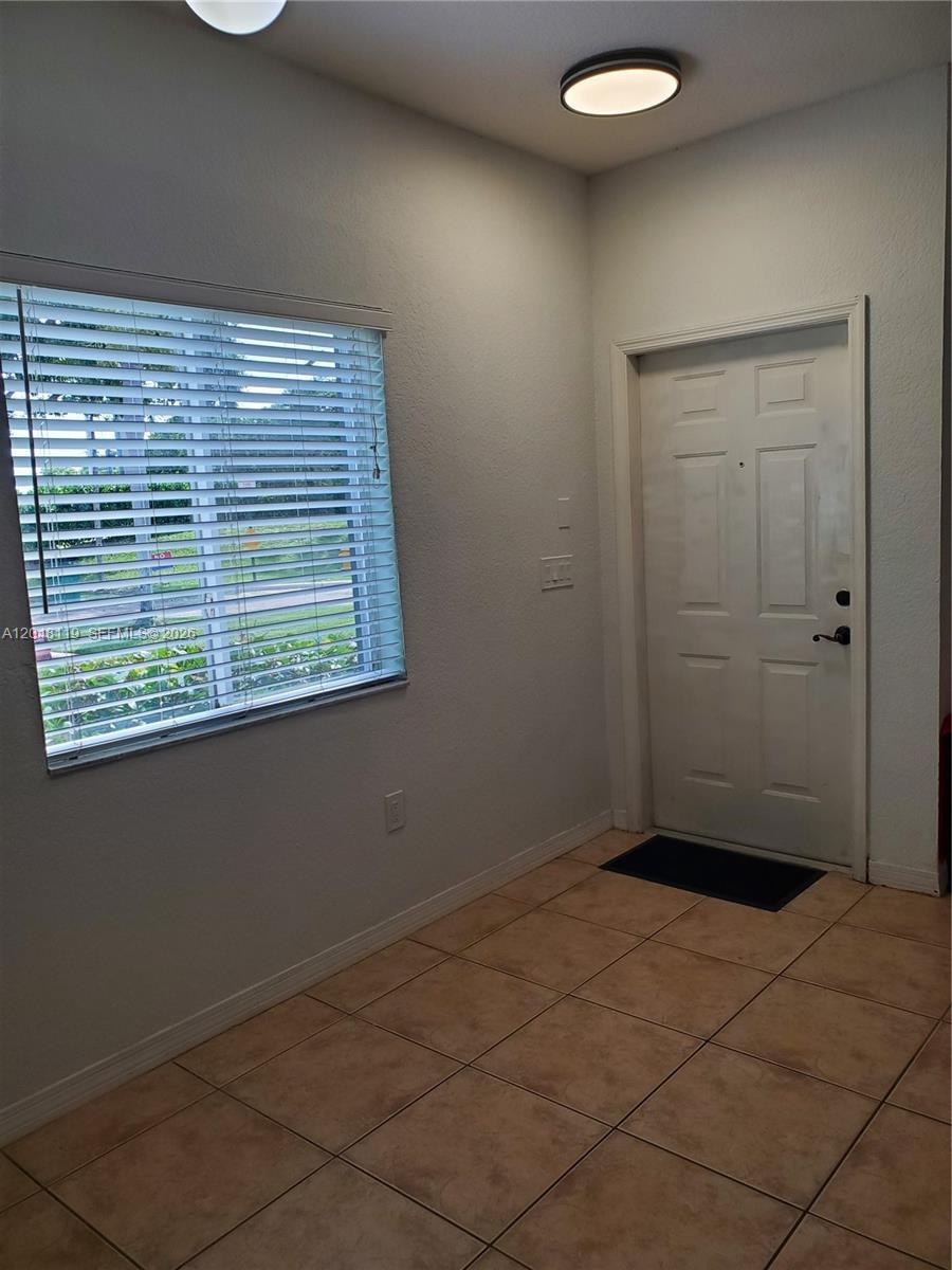 7834 Catalina Cir # 7834, Tamarac FL 33321 photo 3