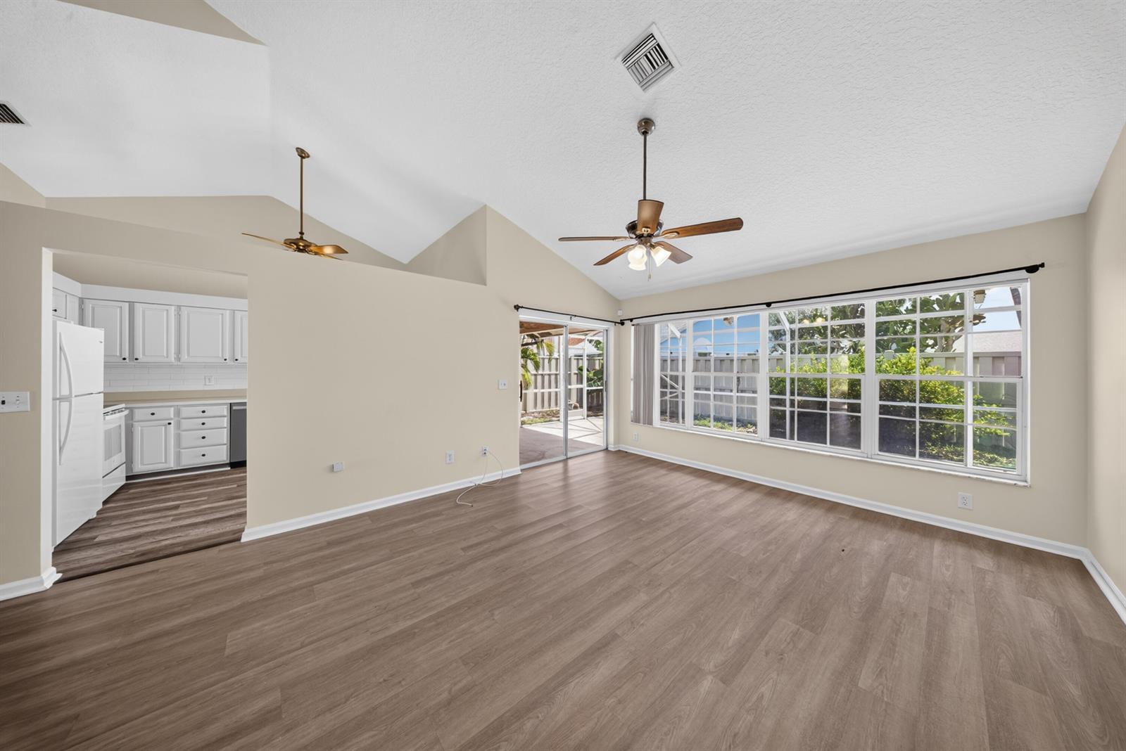 119 Adobe Circle, Jupiter FL 33458 photo 5
