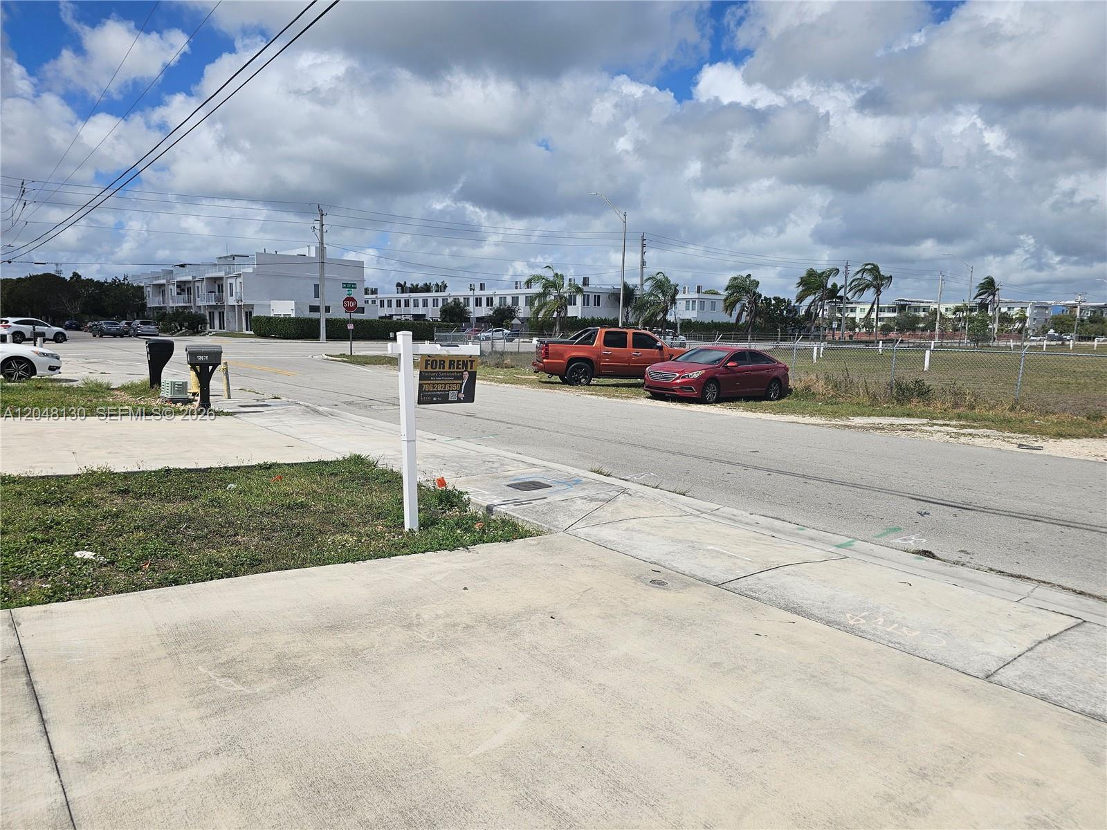 13660 SW 260th St, Homestead FL 33032 photo 4