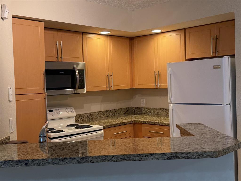 3390 Pinewalk Drive N # 1012, Margate FL 33063 photo 2